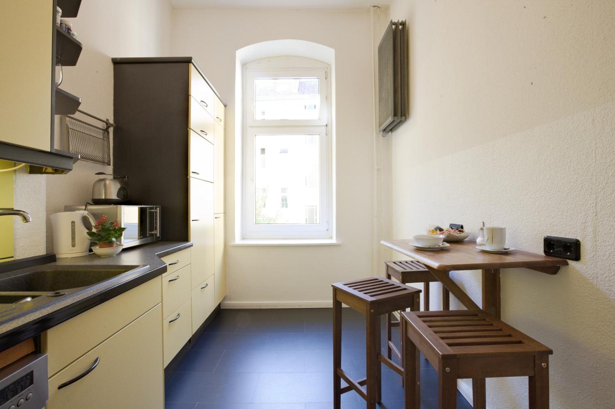 Elegante Altbauwohnung Berlín Exterior foto