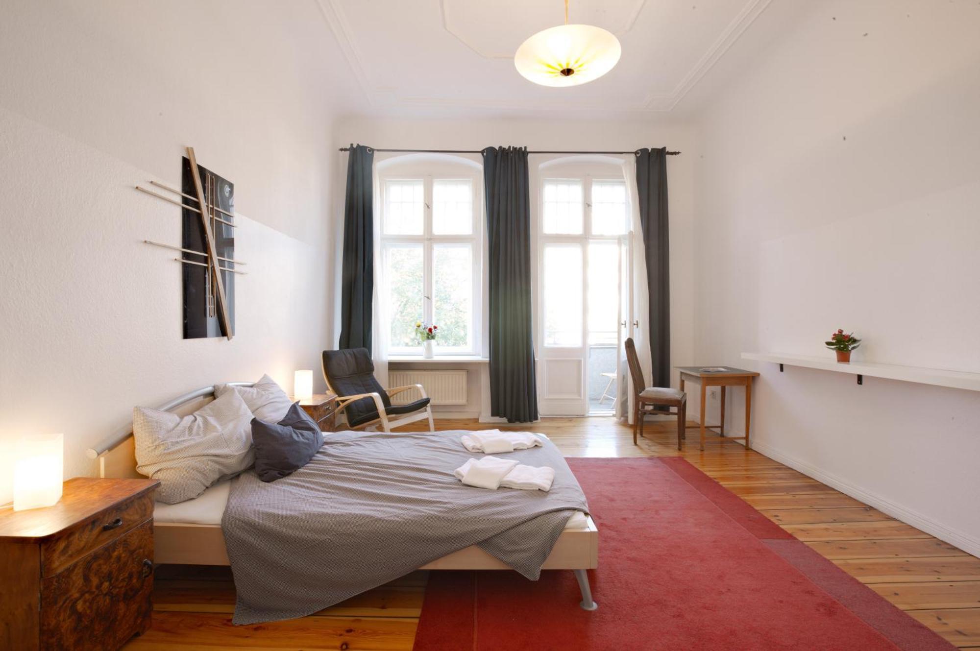 Elegante Altbauwohnung Berlín Exterior foto